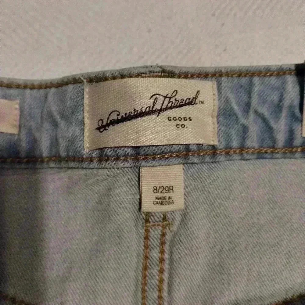 - Universal Thread High-Rise Midi Shorts White Size 8 New - Picture 10 of 15